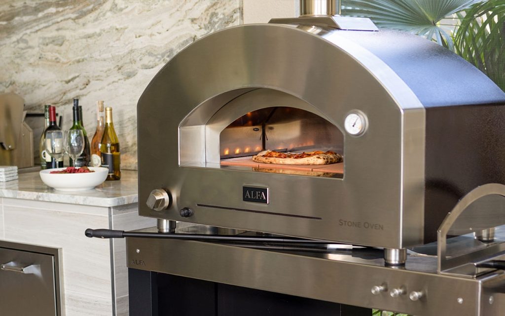 Pec na pizzu STONE OVEN